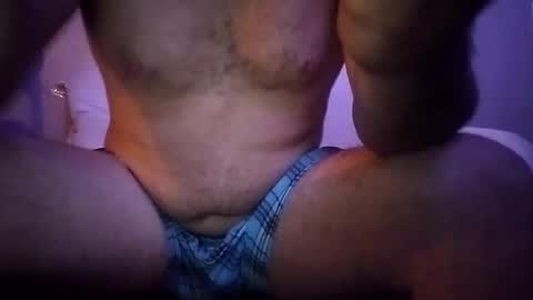 Snapshot of mjmckenz55 chatting on 10-28-25, 07:45 Daddy720 online show from 10-28-25, 07:45