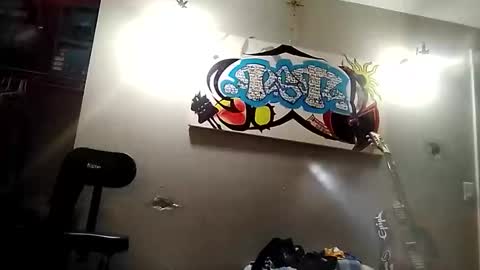 Snapshot of mjmckenz55 chatting on 10-29-25, 01:08 Daddy720 online show from 10-29-25, 01:08