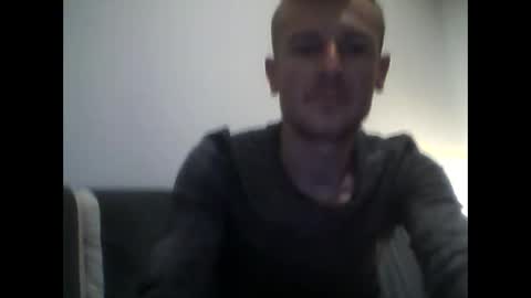 Snapshot of mkaaszmaar chatting on 12-13-25, 10:26 mkaaszmaar online show from 12-13-25, 10:26