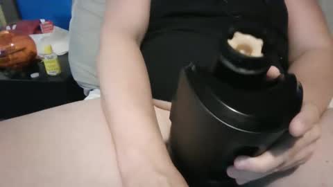 mlee_cam81 online show from 11-05-25, 06:30