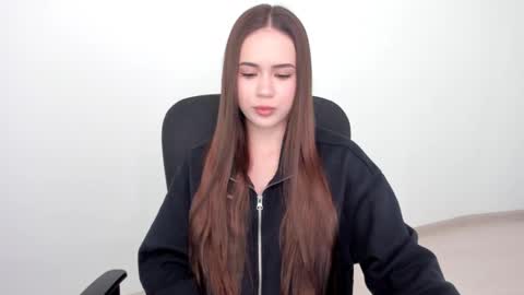 Beata online show from 02-15-25, 02:33