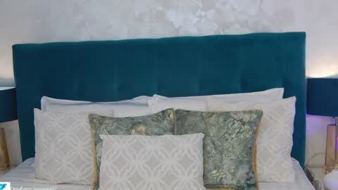 Snapshot of mmmaaa1234 chatting on 03-11-25, 03:26 Jessie online show from 03-11-25, 03:26