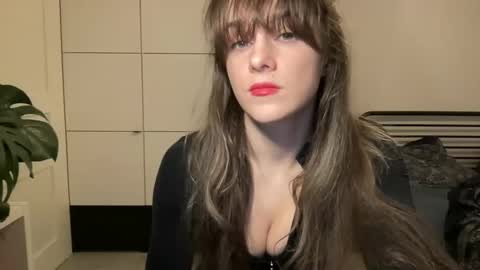 mmminnie online show from 02-24-25, 05:09