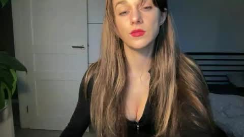 mmminnie online show from 03-12-25, 04:02