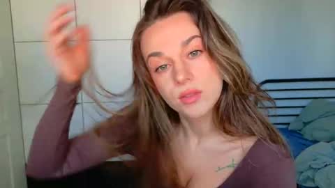 mmminnie online show from 03-18-26, 10:51