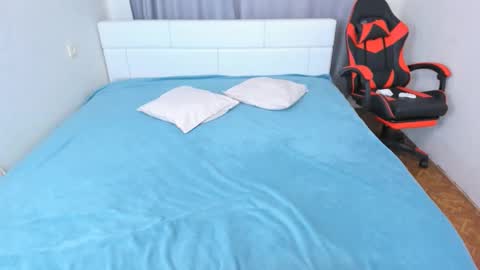 Snapshot of mmmmmargo chatting on 10-20-25, 07:20 Margo online show from 10-20-25, 07:20