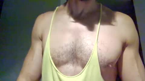 Snapshot of mmuscularman chatting on 03-10-25, 08:37 mmuscularman online show from 03-10-25, 08:37