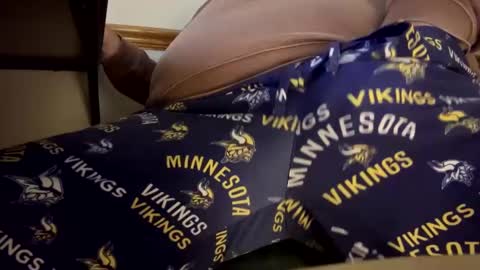 mnguy19726969 online show from 10-08-25, 06:38