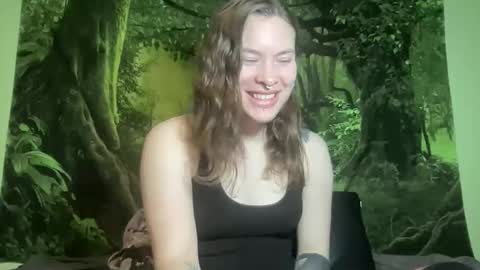 Snapshot of mo0n_goddess chatting on 02-22-26, 03:51 Misty online show from 02-22-26, 03:51