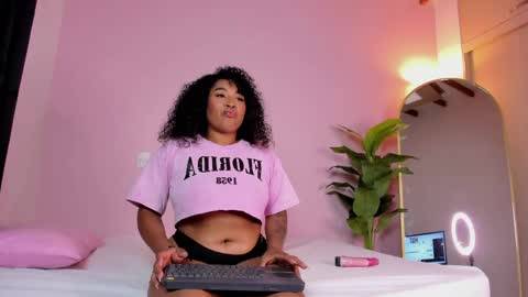 moan_hot online show from 05-04-26, 12:45