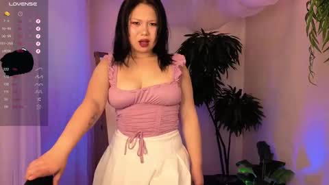 Snapshot of moana_light chatting on 10-03-25, 02:30 hey meet with me online show from 10-03-25, 02:30