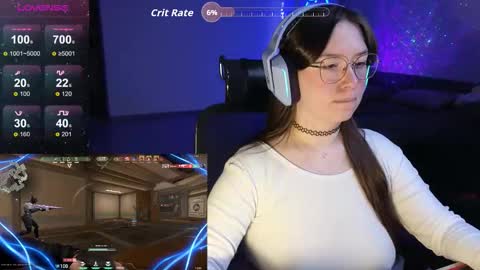 Snapshot of moaning___lisa chatting on 11-07-25, 01:22 to support follow the fanclub online show from 11-07-25, 01:22