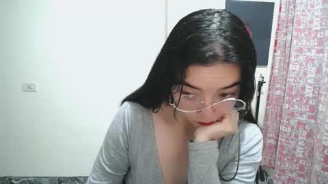 Snapshot of mocca_117 chatting on 05-27-26, 03:14 Sam online show from 05-27-26, 03:14