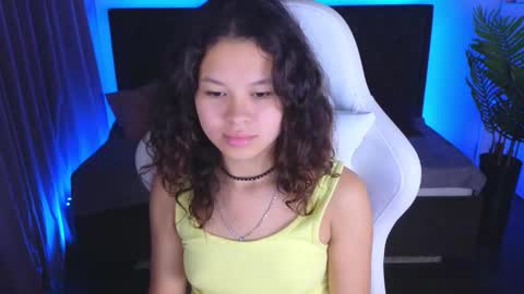 moco_choco online show from 09-11-25, 01:28