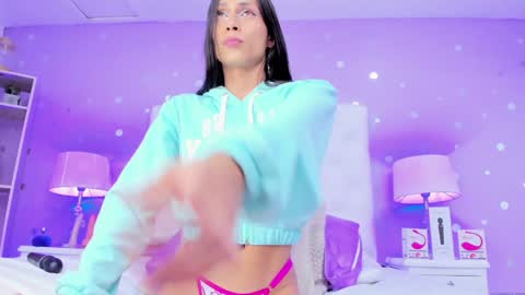 Sophia  online show from 01-07-25, 10:08