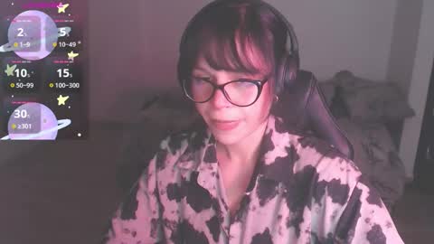 Snapshot of modjo_ chatting on 11-17-25, 04:07 Modjo online show from 11-17-25, 04:07