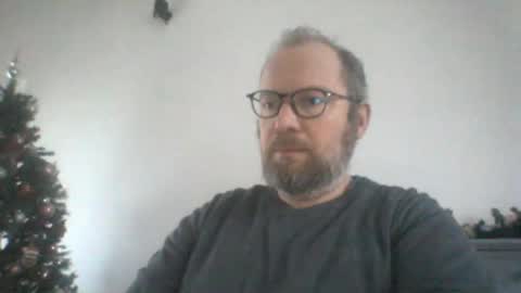 Snapshot of mofu781s chatting on 12-17-24, 07:29 mofu781s online show from 12-17-24, 07:29