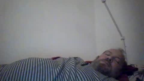 Snapshot of mofu781s chatting on 12-17-24, 11:27 mofu781s online show from 12-17-24, 11:27