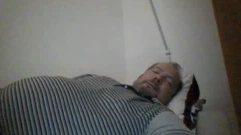 Snapshot of mofu781s chatting on 01-01-25, 12:43 mofu781s online show from 01-01-25, 12:43