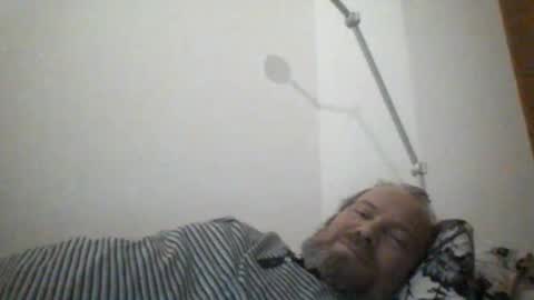 Snapshot of mofu781s chatting on 02-17-25, 10:25 mofu781s online show from 02-17-25, 10:25