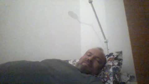 Snapshot of mofu781s chatting on 03-04-25, 11:00 mofu781s online show from 03-04-25, 11:00