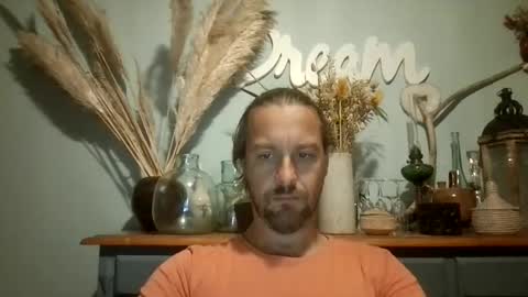 Julien online show from 09-19-25, 10:21