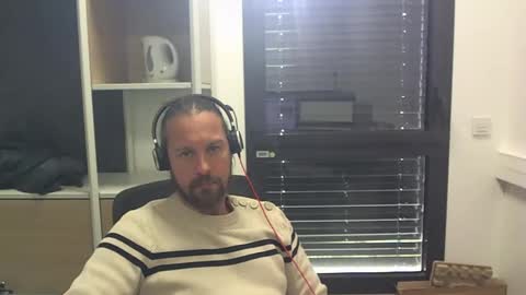 Julien online show from 11-17-25, 11:05