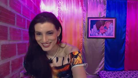 Snapshot of moira_hot chatting on 11-29-25, 12:46 moira_hot online show from 11-29-25, 12:46