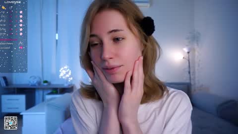 Snapshot of moiraalsbrook chatting on 01-29-25, 07:04 Diana online show from 01-29-25, 07:04