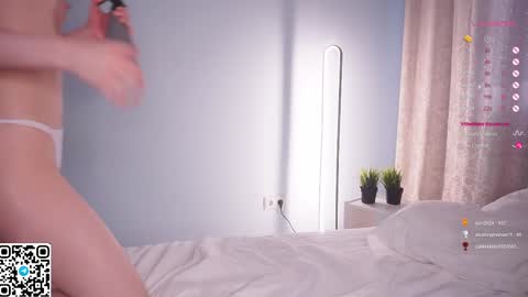 Snapshot of moiraalsbrook chatting on 02-12-25, 12:44 Diana online show from 02-12-25, 12:44