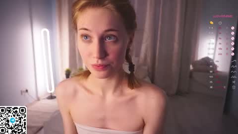 Snapshot of moiraalsbrook chatting on 02-17-25, 08:52 Diana online show from 02-17-25, 08:52