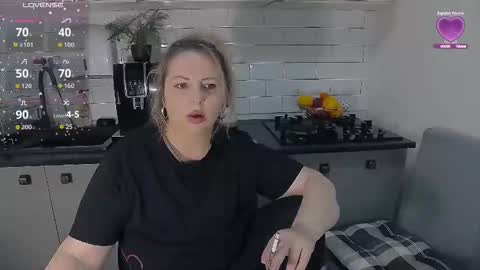 erika online show from 02-15-26, 04:36