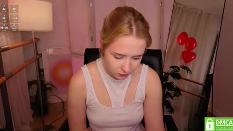 Snapshot of mol_l_y chatting on 02-16-26, 03:08 Molly online show from 02-16-26, 03:08