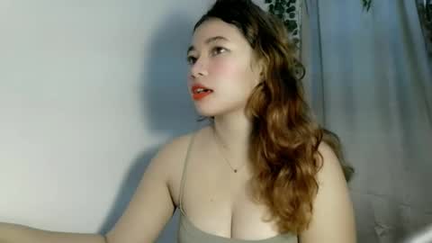 Snapshot of moleschaxxx chatting on 10-23-25, 11:24 Jane online show from 10-23-25, 11:24