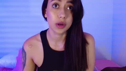 Snapshot of moll1e_ chatting on 03-02-25, 01:15 M o L l i E online show from 03-02-25, 01:15