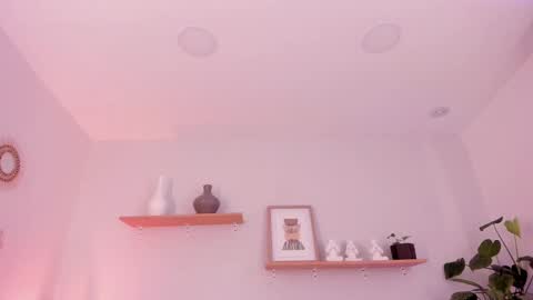 Snapshot of moll1e_ chatting on 03-04-25, 03:15 M o L l i E online show from 03-04-25, 03:15