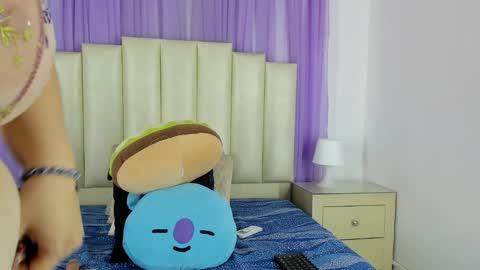 Snapshot of molliebue1 chatting on 12-12-24, 12:12 Hey Guys  Im Mollie online show from 12-12-24, 12:12