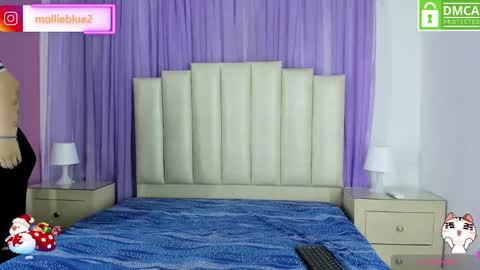 Snapshot of molliebue1 chatting on 12-31-24, 11:31 Hey Guys  Im Mollie online show from 12-31-24, 11:31