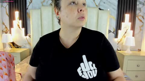 Snapshot of molliebue1 chatting on 01-26-25, 12:01 Hey Guys  Im Mollie online show from 01-26-25, 12:01