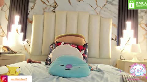 Snapshot of molliebue1 chatting on 02-09-25, 06:26 Hey Guys  Im Mollie online show from 02-09-25, 06:26