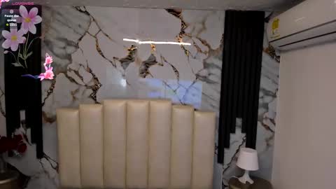 Snapshot of molliebue1 chatting on 09-12-25, 12:27 Hey Guys  Im Mollie online show from 09-12-25, 12:27