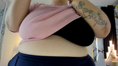 Snapshot of molliebue1 chatting on 10-11-25, 12:47 Hey Guys  Im Mollie online show from 10-11-25, 12:47