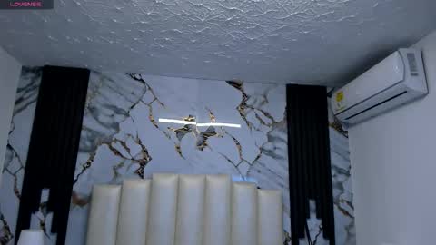 Snapshot of molliebue1 chatting on 11-06-25, 12:17 Hey Guys Im Mollie online show from 11-06-25, 12:17