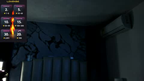 Snapshot of molliebue1 chatting on 11-25-25, 12:16 Hey Guys Im Mollie online show from 11-25-25, 12:16