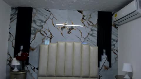 Snapshot of molliebue1 chatting on 11-29-25, 11:57 Hey Guys Im Mollie online show from 11-29-25, 11:57