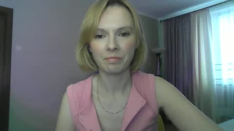 Snapshot of mollilove chatting on 06-02-26, 02:41 mollilove online show from 06-02-26, 02:41