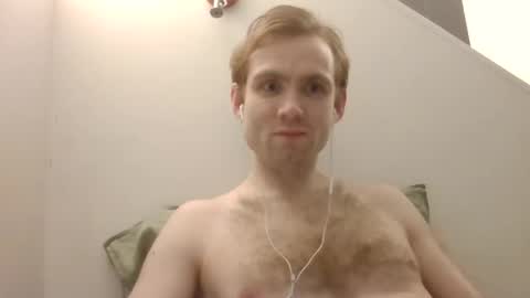 Snapshot of molliter chatting on 02-02-25, 11:32 molliter online show from 02-02-25, 11:32