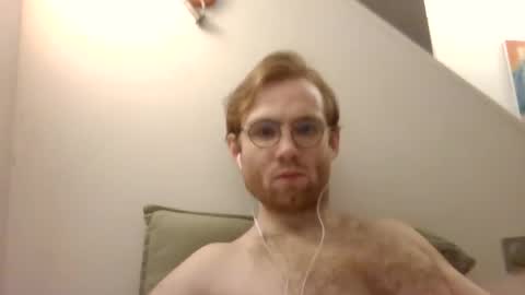 Snapshot of molliter chatting on 02-11-25, 12:49 molliter online show from 02-11-25, 12:49