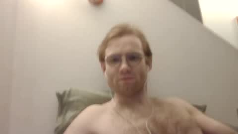 Snapshot of molliter chatting on 03-02-25, 03:02 molliter online show from 03-02-25, 03:02