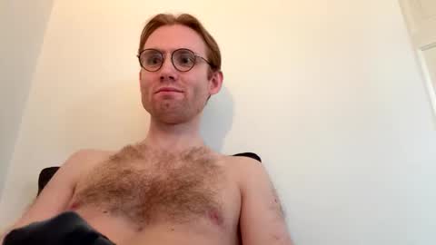 Snapshot of molliter chatting on 09-30-25, 02:33 molliter online show from 09-30-25, 02:33